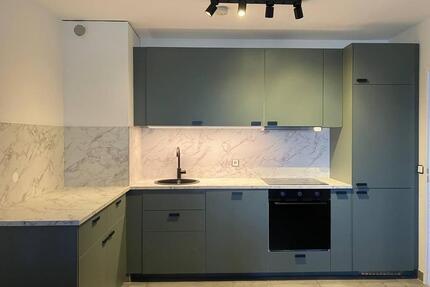 Erstbezug nach Teilrenovierung: 2-Zimmer-Wohnung mit neuer EBK - Frankfurt am Main Niederrad