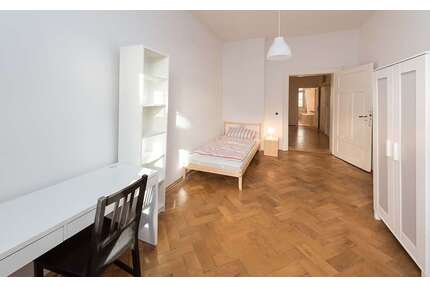 WG-Zimmer in München 830,00 € 10 m²