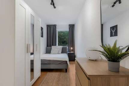 WG-Zimmer in München 950,00 € 12 m²