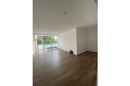 1 Zimmer Wohnung mit Schlafniesche inkl Küche optional Stellplatz - Wuppertal Dornap