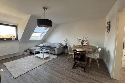 Charmante 3-Zimmer Wohnung im Dachgeschoss - Pleidelsheim