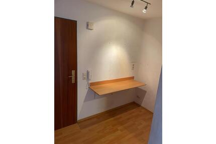 2.5 Zimmer Wphnung in 30827 Garbsen mit Balkon