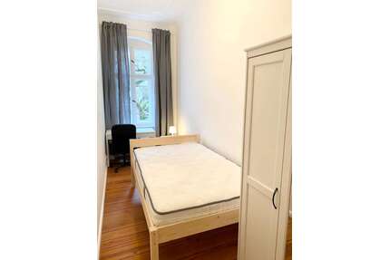 WG-Zimmer in Berlin 580,00 € 10 m²