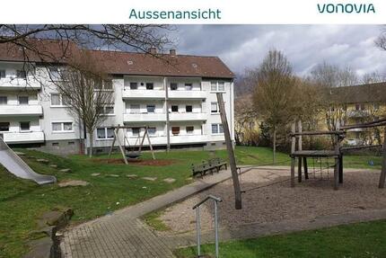 Familien willkommen! 4-Zimmer Wohnung mit großem Balkon in ruhiger Lage - Essen Stadtbezirk VI