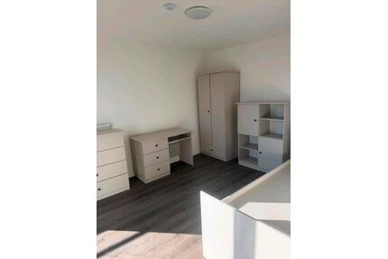 1 WG Zimmer in Schwenningen zu vermieten. - Villingen-Schwenningen