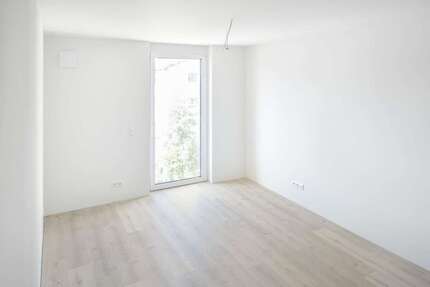 Hochwertig sanierte 3-Zimmer-Wohnung mit Balkon - Esslingen am Neckar