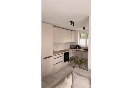 Helle 3-Zimmer Wohnung direkt am Rhein! - Köln Nippes