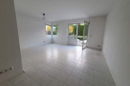 Sonnige zwei Zimmer Wohnung mit Balkon in Starnberg zu vermieten - ab sofort