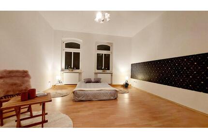 Helle, gepflegte 4-Zimmer-Wohnung für Familie od. WG in Weißenfels