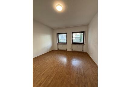 WG-Zimmer in Mannheim (U6) frei – zentral & gut angebunden