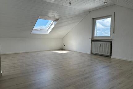 2 Zimmer DG Wohnung BlombergIstrup