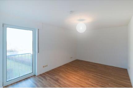 2-Zimmer Wohnung in Babenhausen, 2. OG mit Balkon, frei ab 01.07. - Bielefeld Schildesche