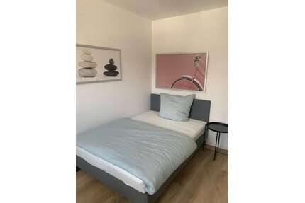 WG-Zimmer in Düsseldorf 799,00 € 15 m²