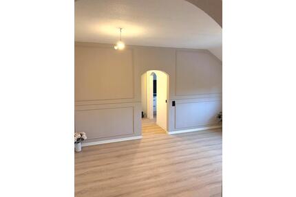 Erstbezug nach Sanierung: Stilvolle 2,5-Zimmer Wohnung in Moers