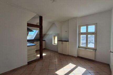 2,5-Zimmer Dachgeschosswohnung mit Kirchblick und Einbauküche - Chorin