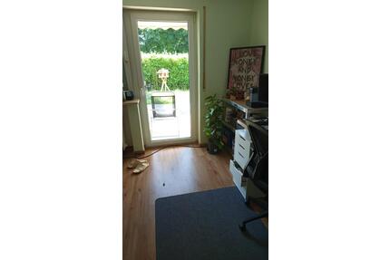Schönes Zimmer mit Garten - 500,00&nbsp;EUR Kaltmiete, ca.&nbsp; 18,00&nbsp;m&sup2; in Augsburg (PLZ: 86169) Firnhaberau