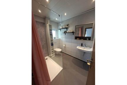 3,5 Zimmer Wohnung mit Balkon, Stellplatz und EBK - Einhausen
