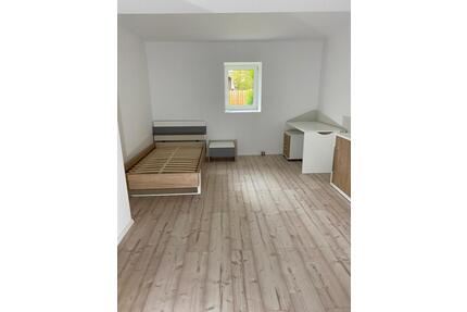 Möbliertes Zimmer mit Reinigungsservice für EINE Person - Reinheim