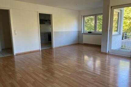 2,5-Zimmer Wohnung in Neustetten-Wolfenhausen- ruhige Lage