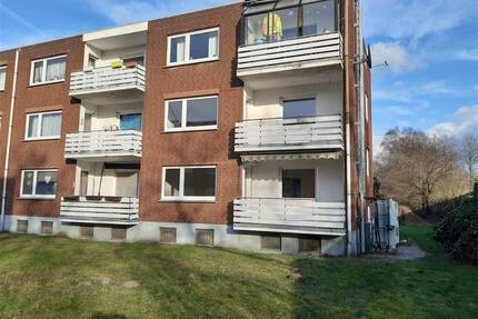 Freundliche Altbauwohnung mit Charme! im 1. Obergeschoss! - Delmenhorst Bungerhof