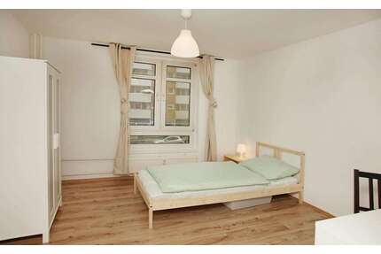WG-Zimmer in Berlin 530,00 € 13 m²