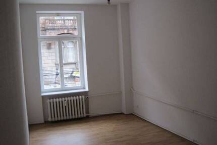 Schönes WG-Zimmer (Nr. 1.6) mit ca. 20 m² in 6er WG in perfekter Lage - Halle (Saale) Innenstadt