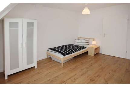 WG-Zimmer in Berlin 530,00 € 11 m²