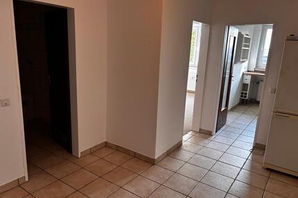 2 Zimmer Wohnung in Berenbostel mit Balkon und Tiefgaragenplatz - Garbsen