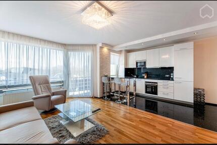 LUXUS möblierte WG 3 Zimmer Nähe Sana Klinik Balkon Keller Garage - Düsseldorf Stadtbezirk 7