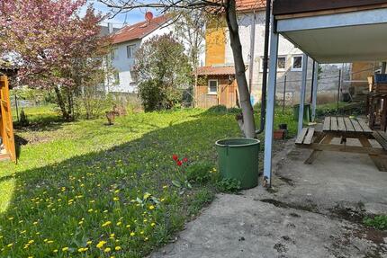 4-Zimmer- Wohnung, WG- geeignet, im 1 OG mit Balkon - Meßstetten