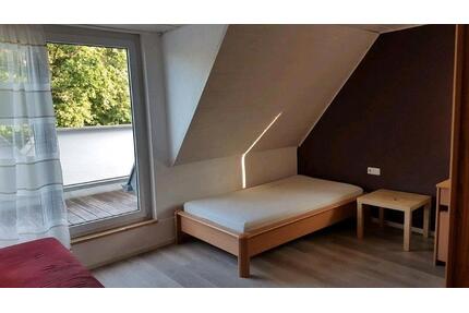 Vermiete sonniges WG-Zimmer - 390,00&nbsp;EUR Kaltmiete, ca.&nbsp; 15,00&nbsp;m&sup2; in Aalen (PLZ: 73431) Unterkochen