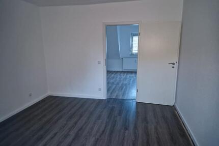 Schöne 2 Zimmer Wohnung in energetisch saniertem Haus - Oberhausen Alsfeld