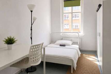 WG-Zimmer in Berlin 599,00 € 13 m²
