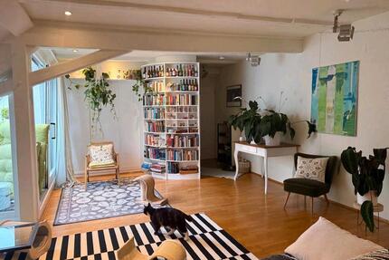 WG-Angebot: 2 Zimmer und eigenes Bad in großer Altstadtwohnung - Konstanz
