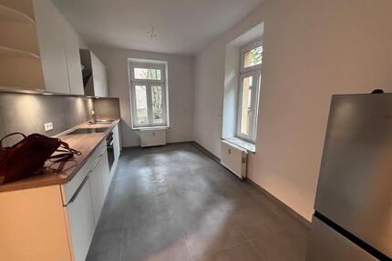 Große 2-Zimmer Wohnung mit EBK, Terasse und Gartenanteil - Dresden Cotta