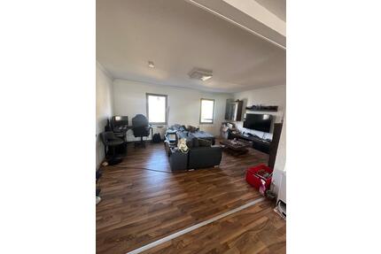 2-Zimmer Wohnung in ruhiger Lage mit Balkon & Garten - Homburg