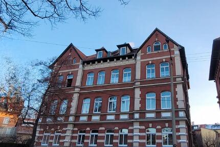 3-Zimmer Altbauwohnung im Hochparterre in der 18.-März-Straße von Gotha