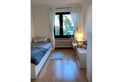 WG-Zimmer in Taufkirchen 720,00 € 11 m²