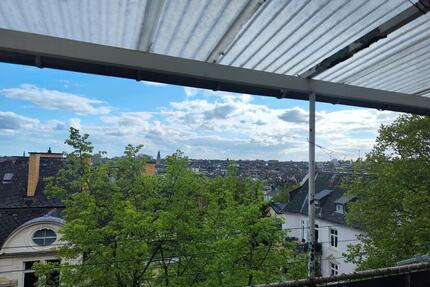 Helle 4-Zimmer Wohnung (ca. 90 m²) in Wiesbaden ab 01.05.2026