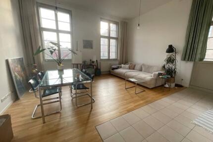 1 WG-Zimmer in 3er WG - 741,00&nbsp;EUR Kaltmiete, ca.&nbsp; 127,00&nbsp;m&sup2; in Berlin (PLZ: 12051) Neukölln