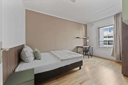 WG-Zimmer in Berlin 820,00 € 13 m²