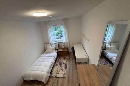 WG-Zimmer in Königsbrunn 585,00 € 12 m²