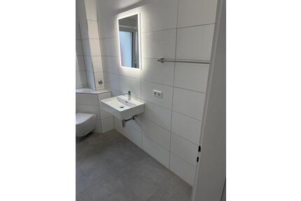 Helle und charmante 2-Zimmer-Wohnung in der Nürnberger Nordstadt - frisch saniert