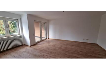 Schöne, neu renovierte Erdgeschosswohnung mit Terrasse - Vellmar