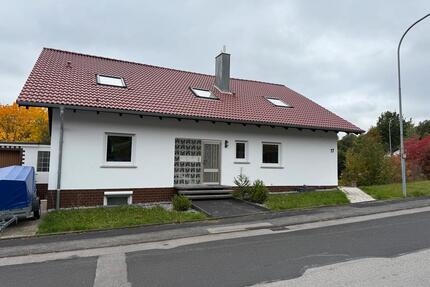 Wunderschöne 4 Zimmer Wohnung in ruhiger Lage von Burgwallbach - Schönau an der Brend