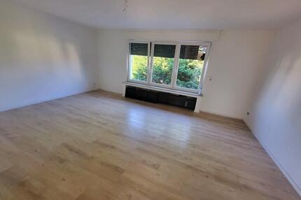 4,5 Zimmer Wohnung mit Balkon Kernsaniert (Anliergerstr.) - Dortmund Aplerbeck