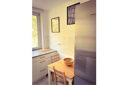 WG-Zimmer in Frankfurt am Main 950,00 € 30 m²
