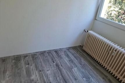 1 Zimmer Wohnung - 700,00&nbsp;EUR Kaltmiete, ca.&nbsp; 13,00&nbsp;m&sup2; in München (PLZ: 81669) Ramersdorf-Perlach