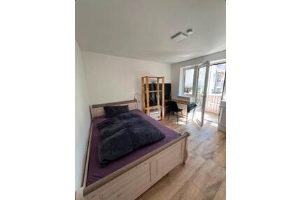 WG-Zimmer mit eigenem Balkon in Herzogenaurach – ab sofort frei