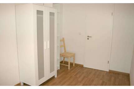 WG-Zimmer in Berlin 620,00 € 10 m²
